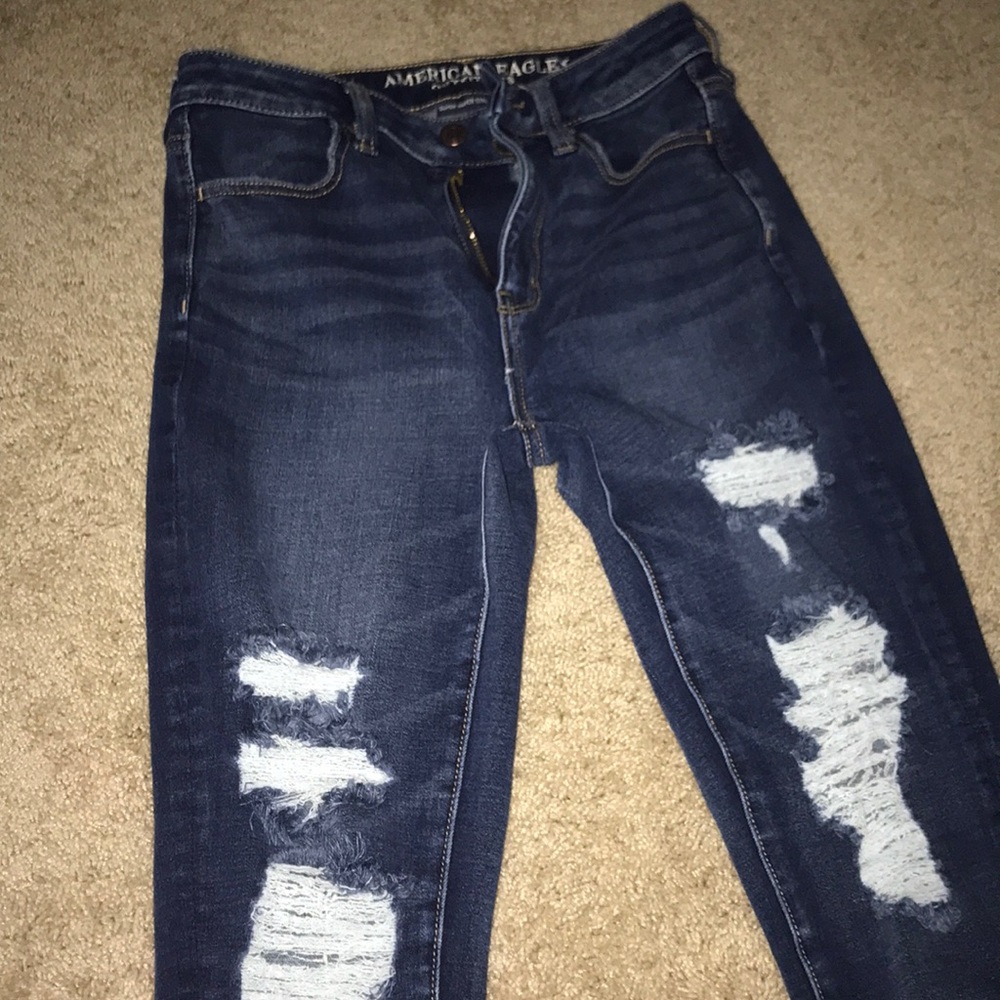 American Eagle distressed skinny jeans - Picture 1 of 3